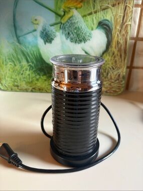 Nespresso Aeroccino 3 Milk Frother - Black